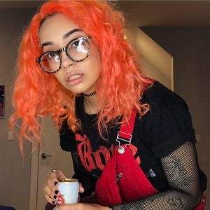 Meet your Posher, Amanda